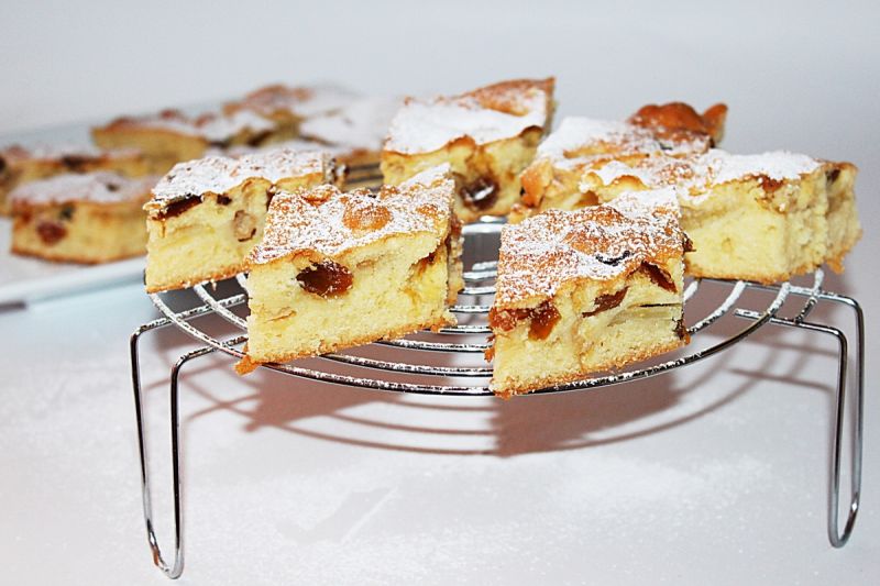 Jabłecznik z rodzynkami  Jabłecznik z rodzynkami