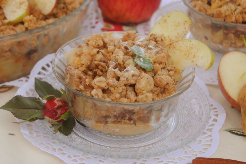 Jabłka pod kruszonką z musli Jabłka pod kruszonką z musli