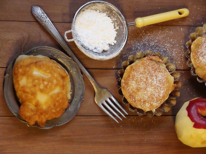 Jabłka w cieście drożdżowym Jabłka w cieście drożdżowym