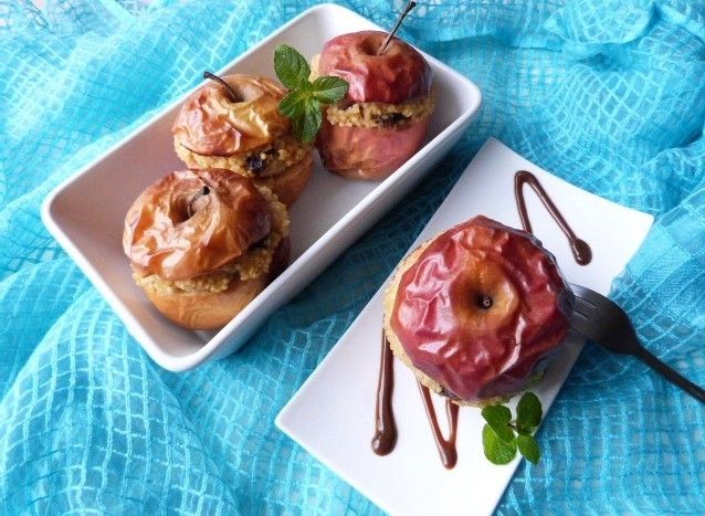 Jabłka zapiekane z kaszą jaglaną