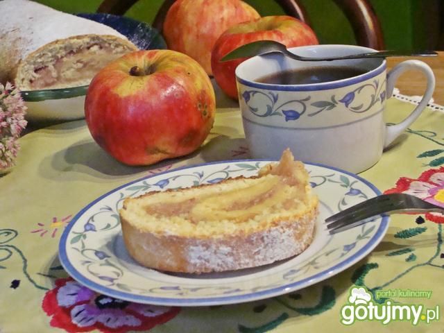 Jabłkowa strucla  Jabłkowa strucla