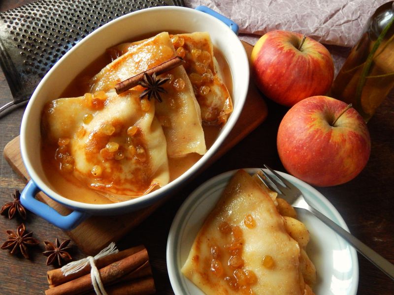 Jabłkowe crepe suzette