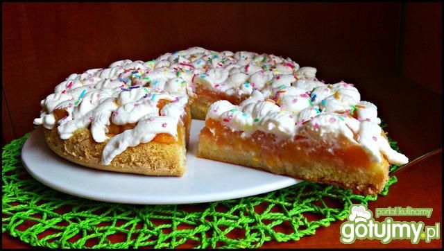 Jabłkowo brzoskwiniowy biszkopt