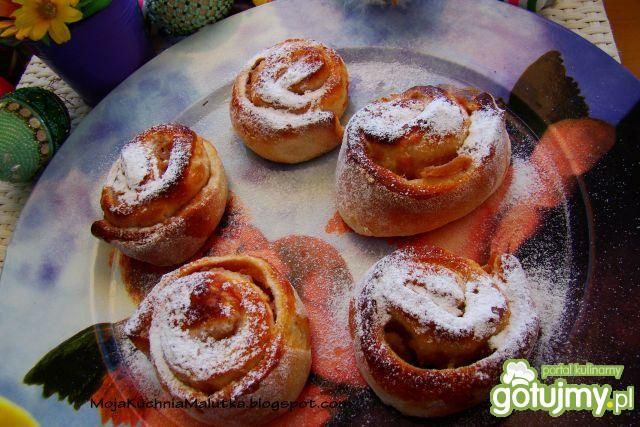 Jabłkowo-cynamonowe ślimaczki Jabłkowo-cynamonowe ślimaczki