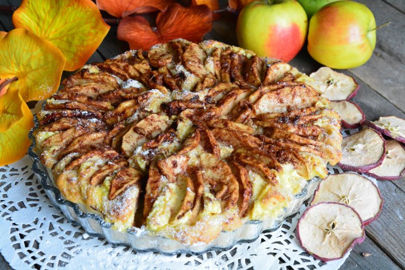 Jabłkowo – imbirowy drożdżowiec Jabłkowo – imbirowy drożdżowiec