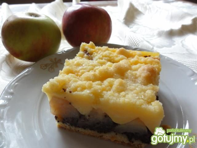 Jabłkowo- makowe ciasto z budyniem Jabłkowo- makowe ciasto z budyniem