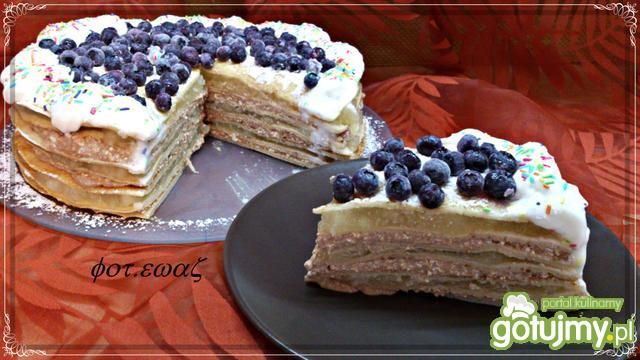 Jabłkowo serowy tort naleśnikowy