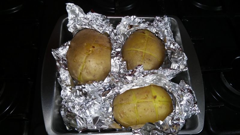 Jacket Potatoes z tuńczykiem