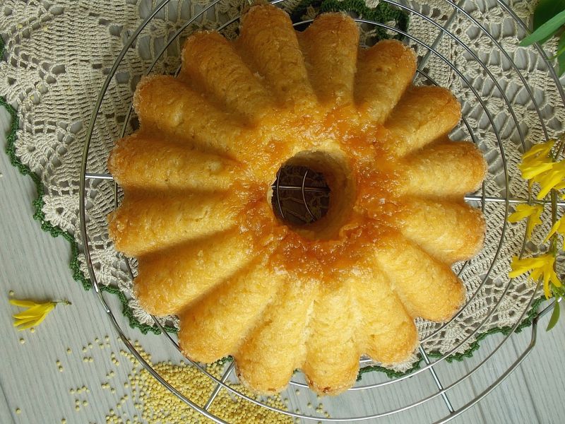 Jaglana babka drożdżowa