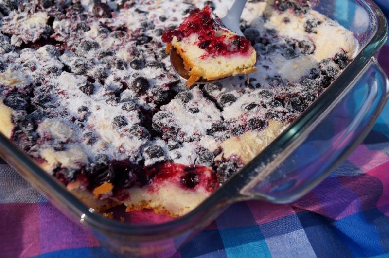 Jaglane clafoutis z czarną porzeczką Jaglane clafoutis z czarną porzeczką