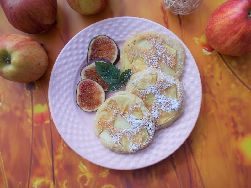 Jaglane placki z jabłkami Jaglane placki z jabłkami