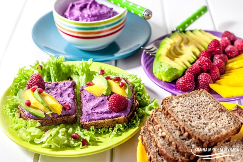 Jagodowa pasta na twarogu