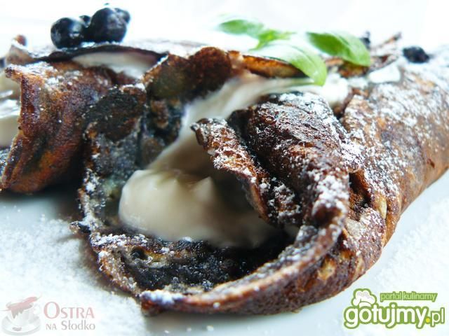 Jagodowe naleśniki z mleka w proszku