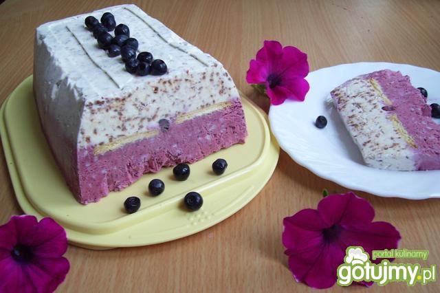 Jagodowe semifreddo na mascarpone Jagodowe semifreddo na mascarpone