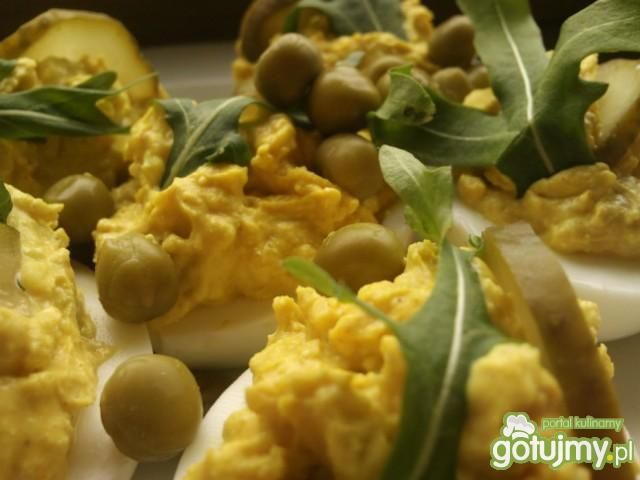 Jaja faszerowane curry Jaja faszerowane curry