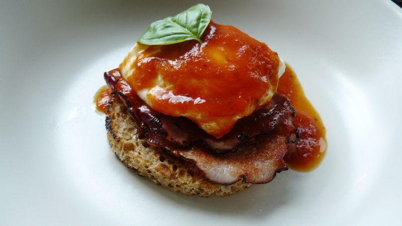 Jaja po niebenedyktyńsku