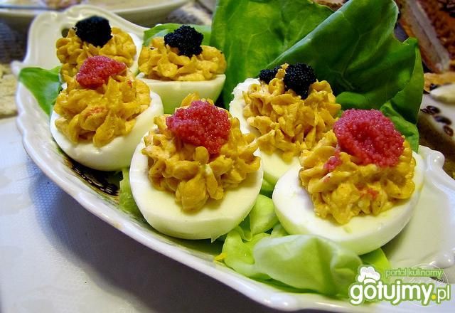 Jajeczka z kawiorem