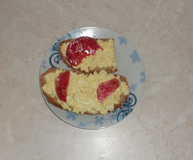 Jajeczna pasta z cebulą 