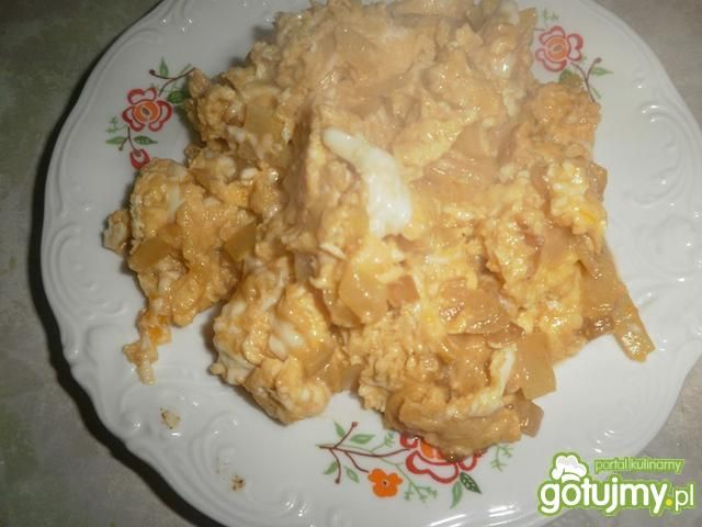 Jajecznica na cebulce 3 Jajecznica na cebulce 3