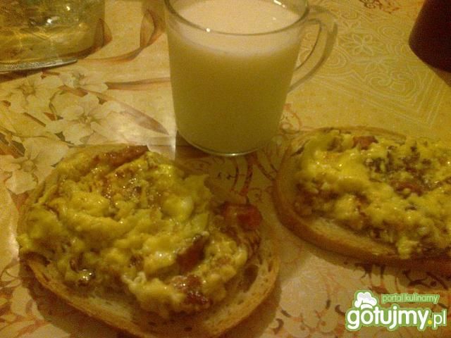 Jajecznica na mleku z boczkiem Jajecznica na mleku z boczkiem