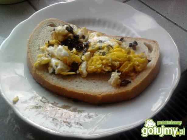 Jajecznica z cebulą Jajecznica z cebulą