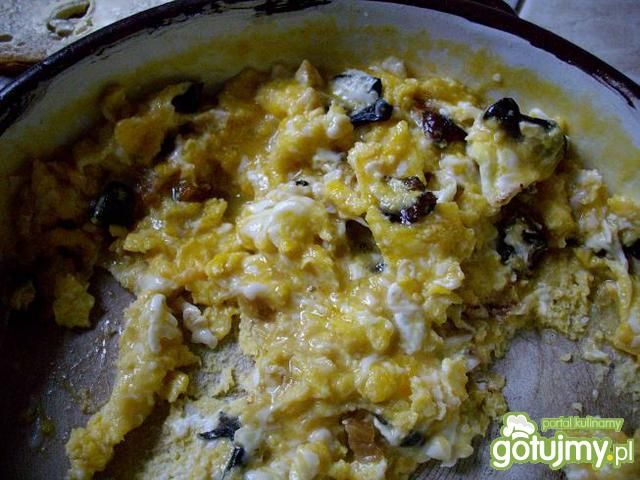 jajecznica z grzybami