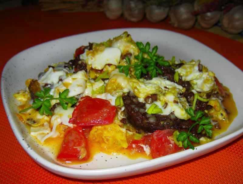 Jajecznica z kaszanką