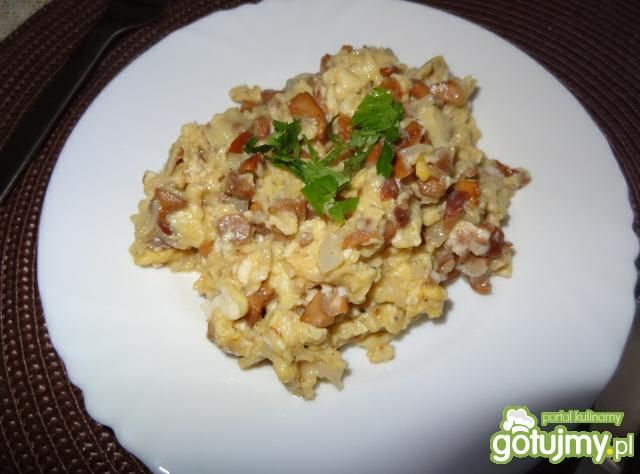 Jajecznica z kurkami  3 Jajecznica z kurkami  3