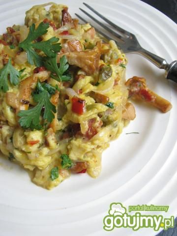 Jajecznica z kurkami 6