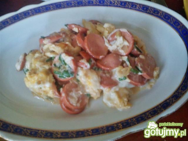 Jajecznica z parówką 