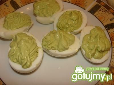 Jajka faszerowane awokado