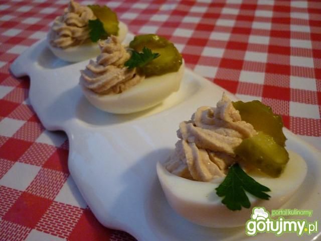 Jajka faszerowane pastą z makreli