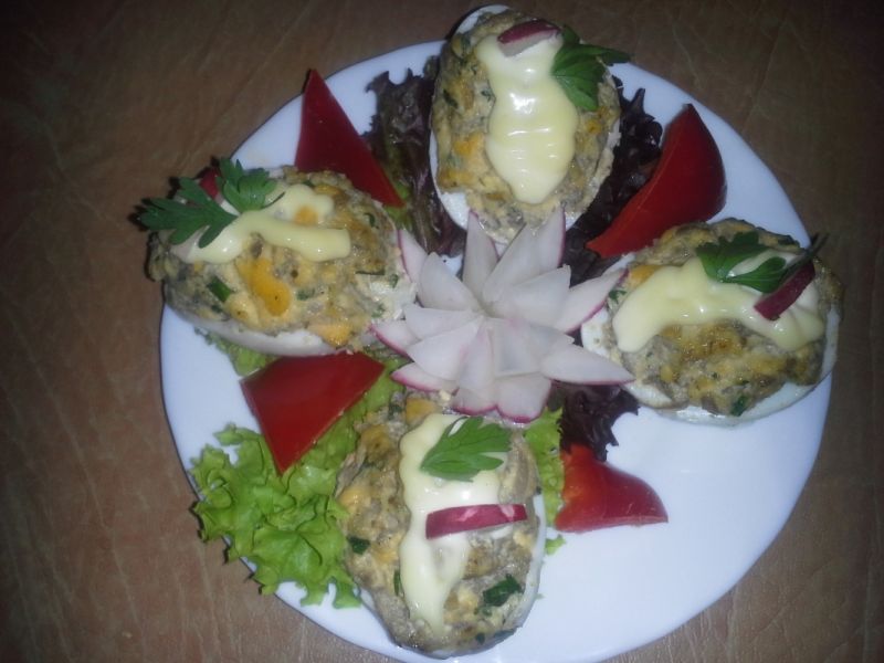 Jajka faszerowane pieczarkami