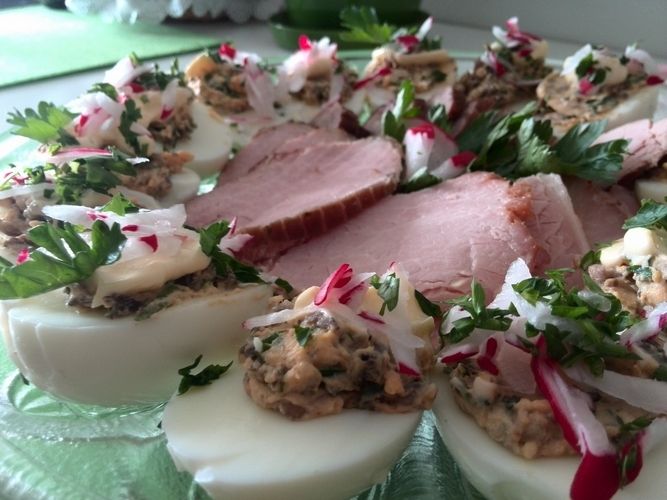 Jajka faszerowane pieczarkami