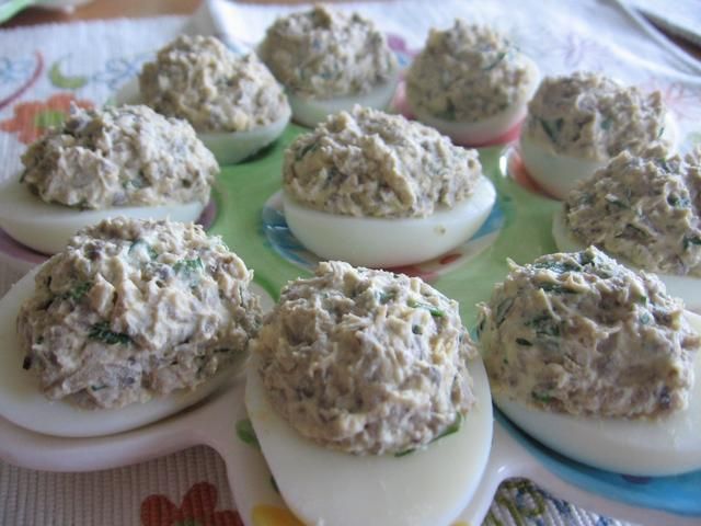 Jajka faszerowane pieczarkami