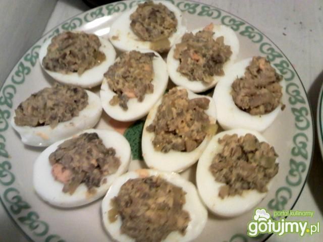 Jajka faszerowane pieczarkami! Jajka faszerowane pieczarkami!