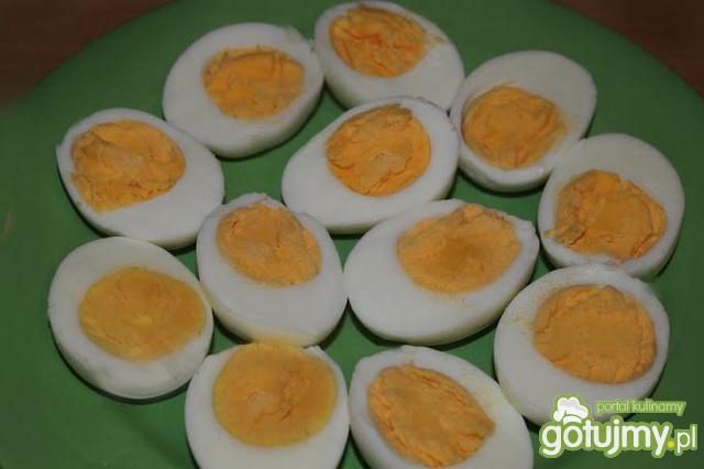 Jajka faszerowane pieczarkami