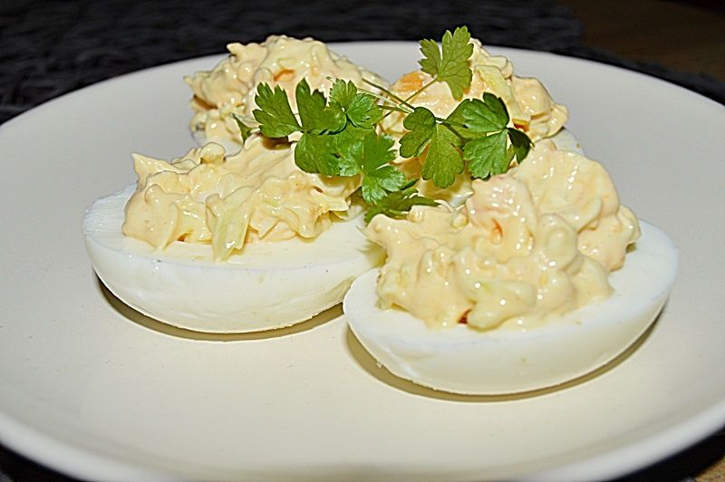 Jajka faszerowane porem Jajka faszerowane porem