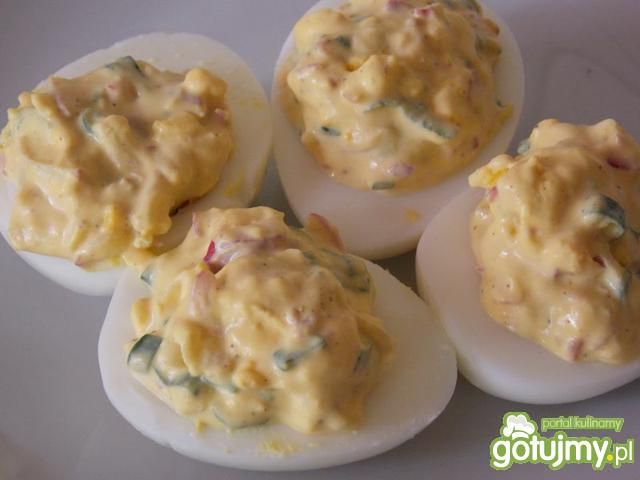 Jajka faszerowane rzodkiewką