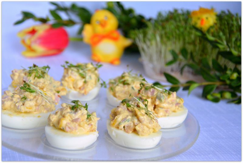 Jajka faszerowane z kukurydzą 