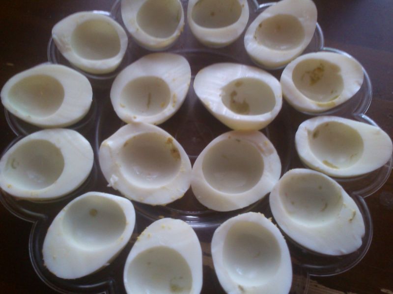 Jajka faszerowane z pieczarkami