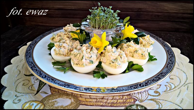 Jajka koperkowo - pietruszkowe 