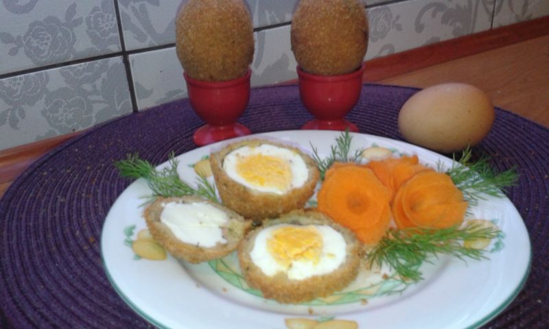 Jajka na twardo w panierce Jajka na twardo w panierce