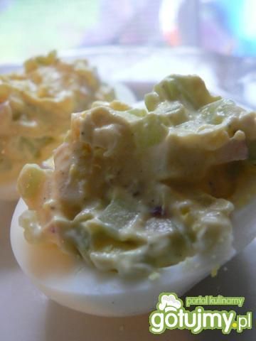 Jajka nadziewane wiosennym farszem 