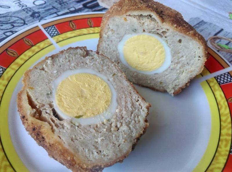 Jajka po szkocku z pietruszką