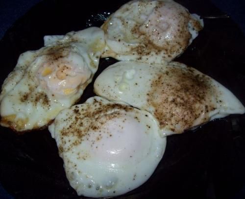 Jajka pod przykrywką Jajka pod przykrywką