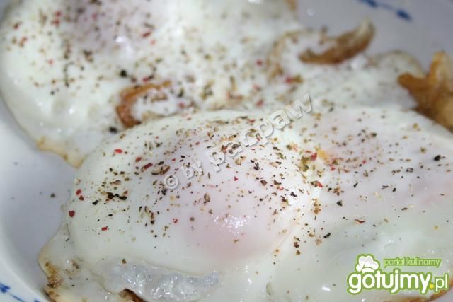 Jajka sadzone białe Jajka sadzone białe