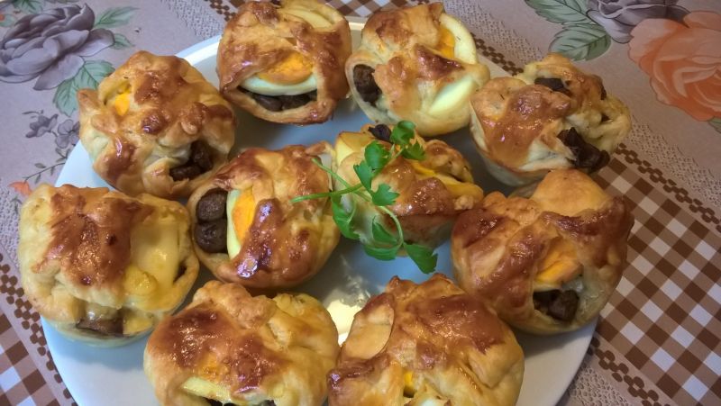 Jajka w cieście francuskim