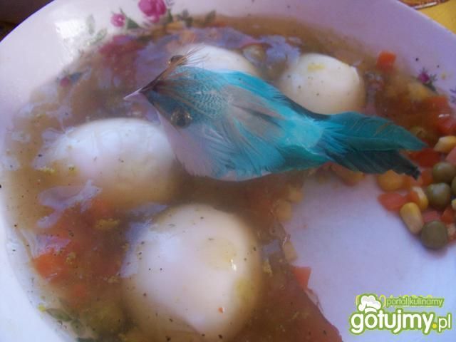 Jajka w galarecie z jarzynką Jajka w galarecie z jarzynką