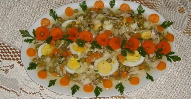 Jajka w galaretce drobiowej Jajka w galaretce drobiowej